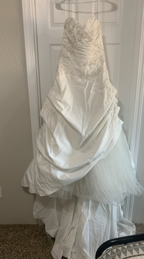 Ivory Wedding Dress